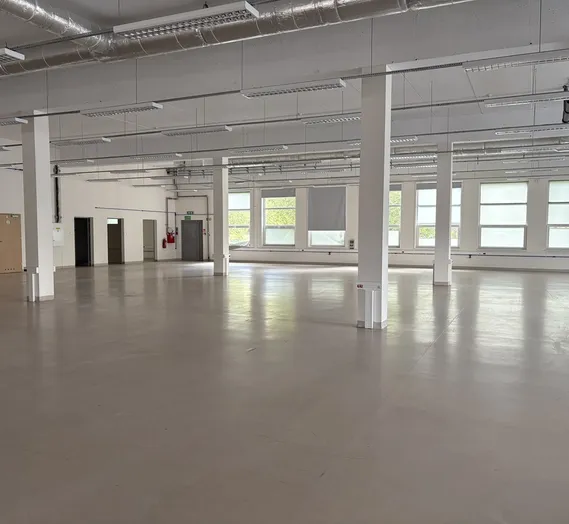 Magazyn Budynek produkcyjno magazynowy w Szczecinie