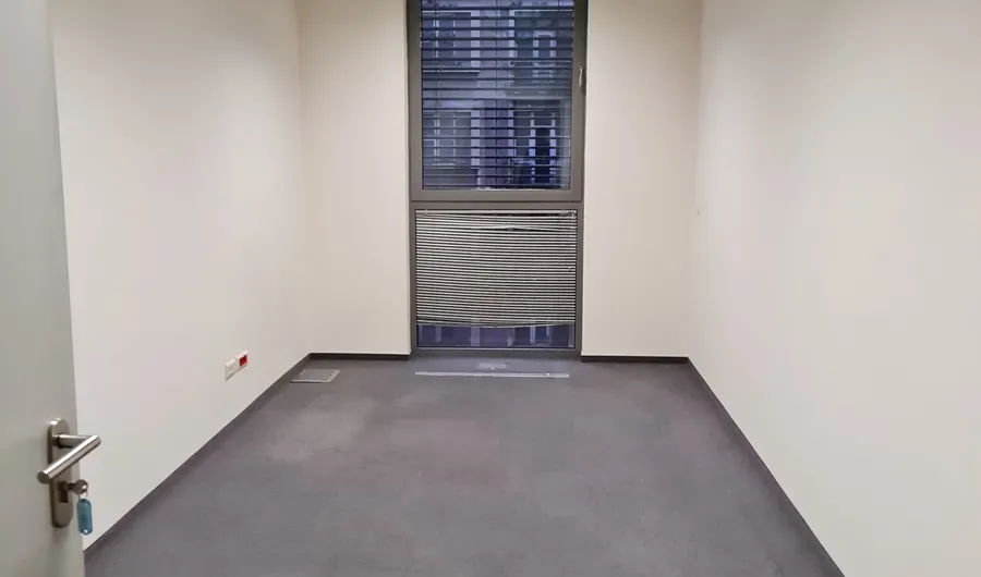 Biuro Galeria Krakowska Office