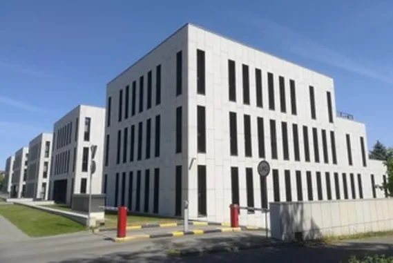 Biuro Murawa Office Park