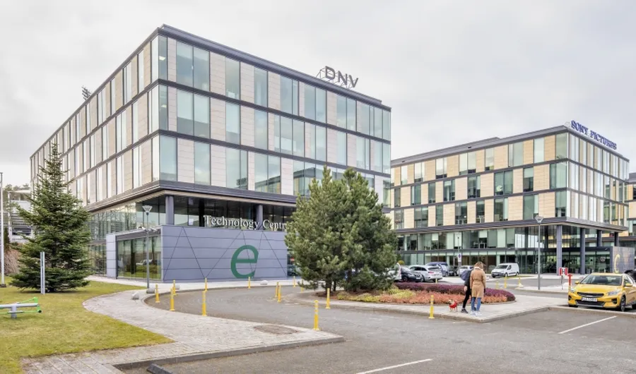 Biuro Łużycka Office Park E