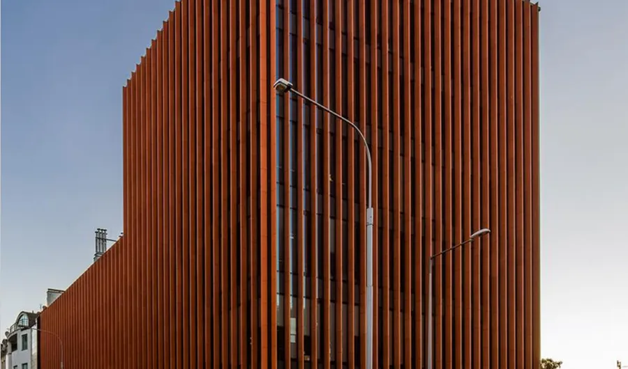 Biuro Komandorska 12