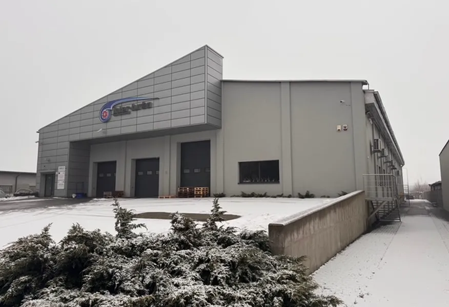 Obiekt Nieruchomość produkcyjno-biurowa w Nakle Śląskim