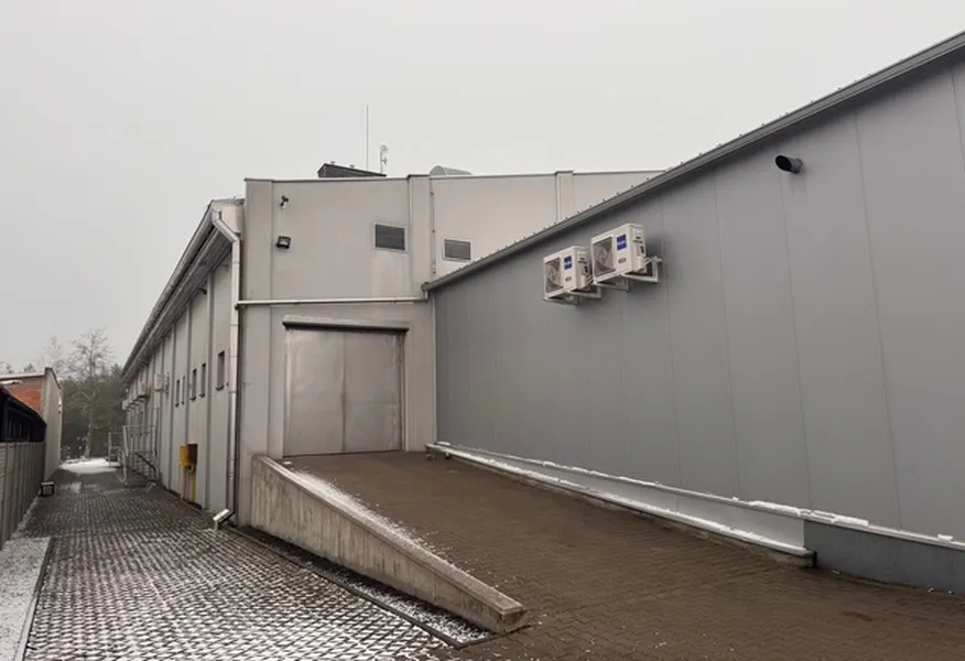 Obiekt Nieruchomość produkcyjno-biurowa w Nakle Śląskim