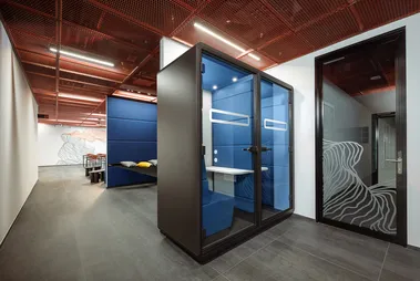 West 4 Business Hub I