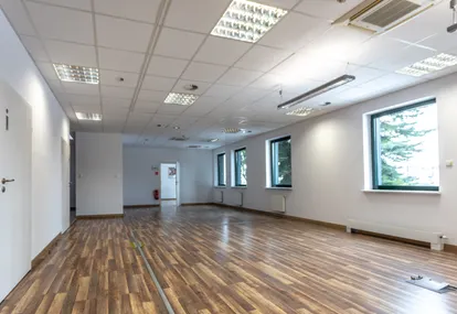 Obiekt Budynek produkcyjno-biurowy w Sadach