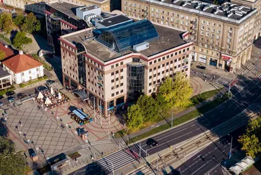 Atrium Plaza