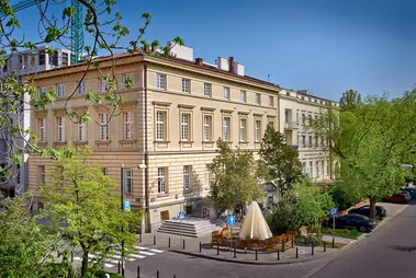 Foksal 10