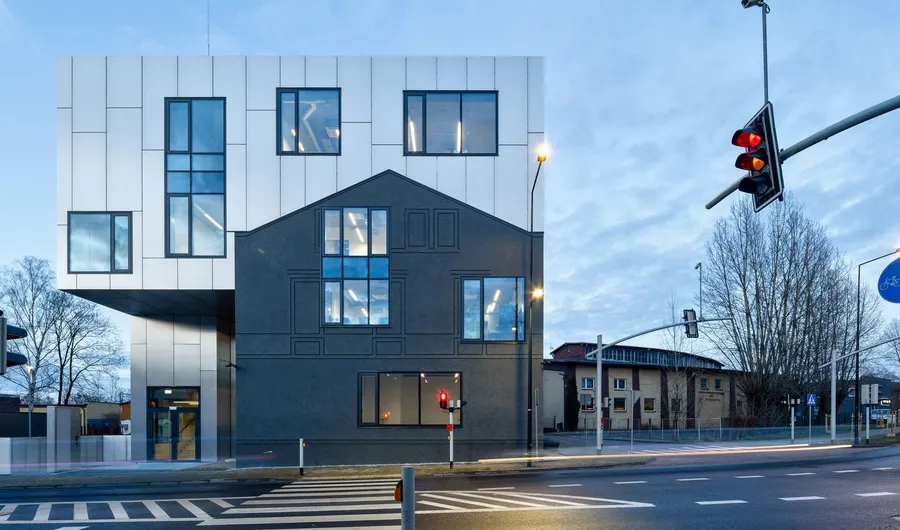 Biuro H11 Boutique Office