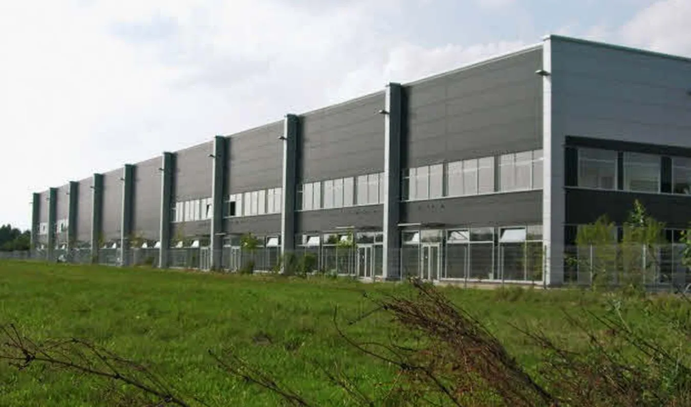 Biuro Ideal Distribution Center