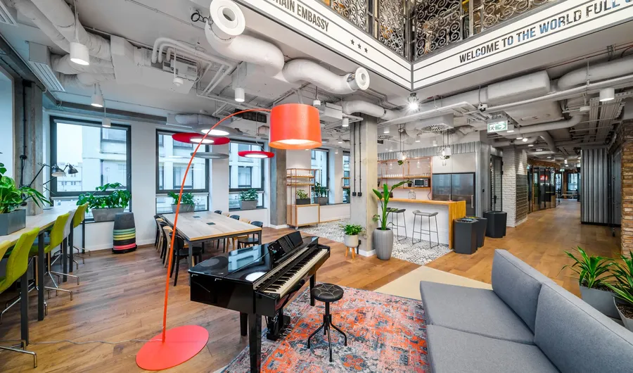 Biuro Czackiego 15/17